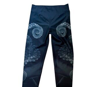 Booty Sculpted Black Ocotpus Leggings Size L